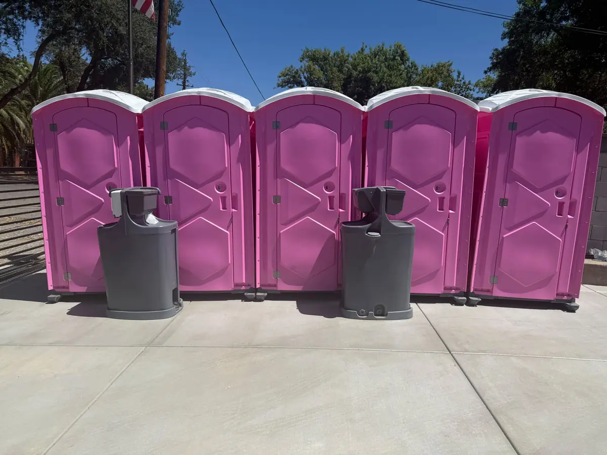 Hand washing station for rent in Indio